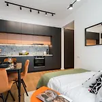 Stunning Views 2br Flat - Location - Terrace Apartamento Bucareste