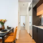 Stunning Views 2br Flat - Location - Terrace Apartamento