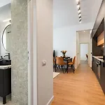 Stunning Views 2br Flat - Location - Terrace *