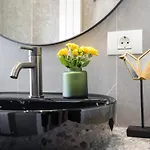 Stunning Views 2br Flat - Location - Terrace