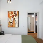 Stunning Views 2br Flat - Location - Terrace 아파트 *