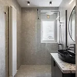 Stunning Views 2br Flat - Location - Terrace 아파트 부쿠레슈티