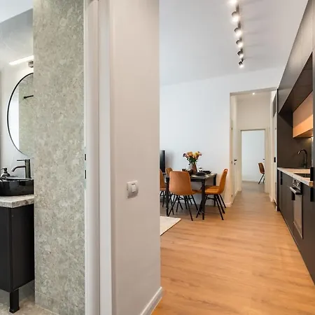 Stunning Views 2br Flat - Location - Terrace *