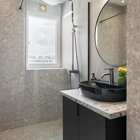 Stunning Views 2br Flat - Location - Terrace Apartamento *