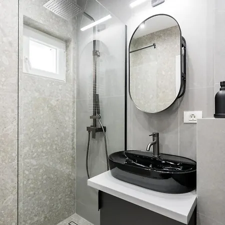 Apartamento Stunning Views 2br Flat - Location - Terrace Bucarest