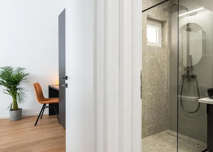 Apartament Stunning Views 2br Flat - Location - Terrace Bucureşti