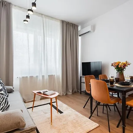 Apartament Stunning Views 2br Flat - Location - Terrace *