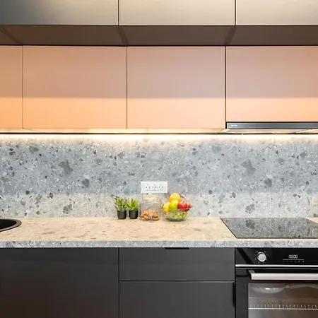 Apartament Stunning Views 2br Flat - Location - Terrace Bukareszt