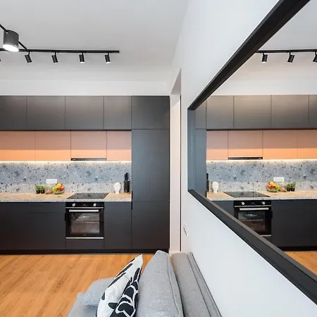 Apartament Stunning Views 2br Flat - Location - Terrace Bukareszt