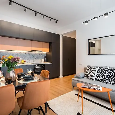 Apartament Stunning Views 2br Flat - Location - Terrace