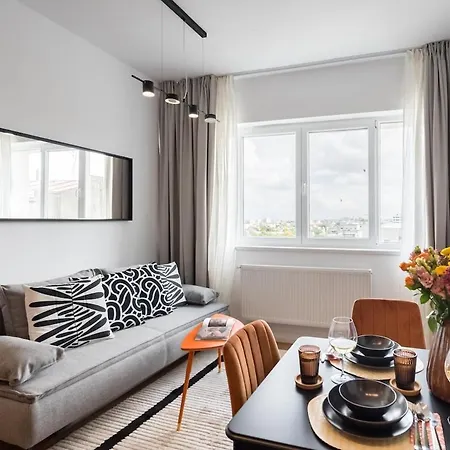 Stunning Views 2br Flat - Location - Terrace Bucarest