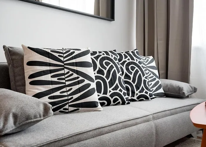 Daire Stunning Views 2br Flat - Location - Terrace Bükreş