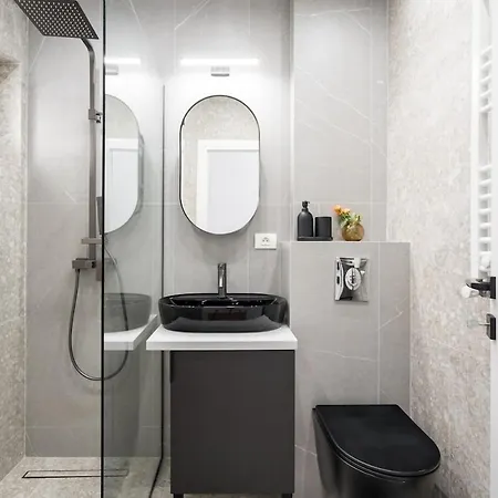 Stunning Views 2br Flat - Location - Terrace *