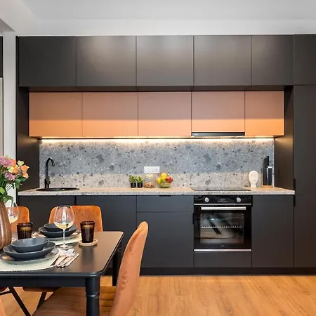 Apartment Stunning Views 2br Flat - Location - Terrace *